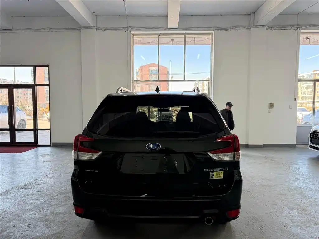 SUBARU FORESTER