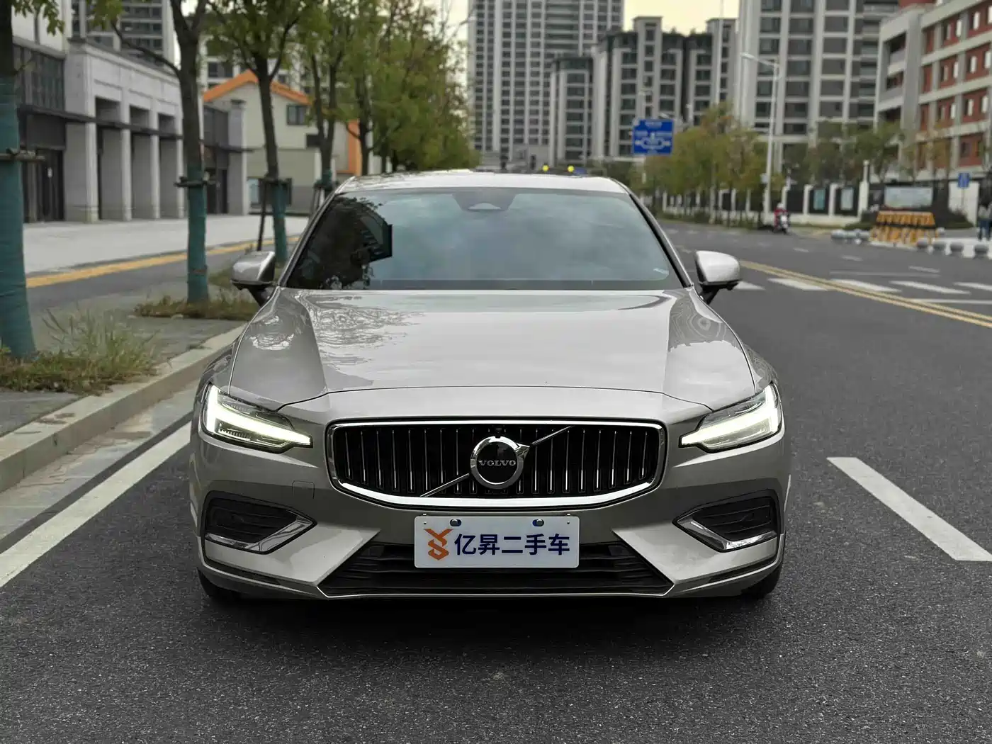 Фото 5 - Volvo S60