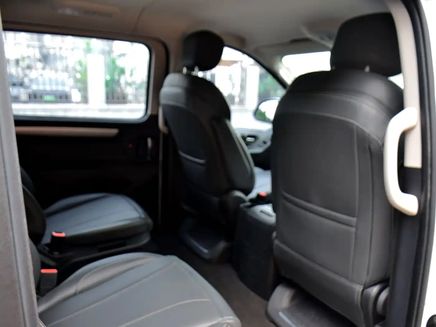 Maxus G20 2023 2023 ES 2.0T Gasoline Automatic Premium Edition
