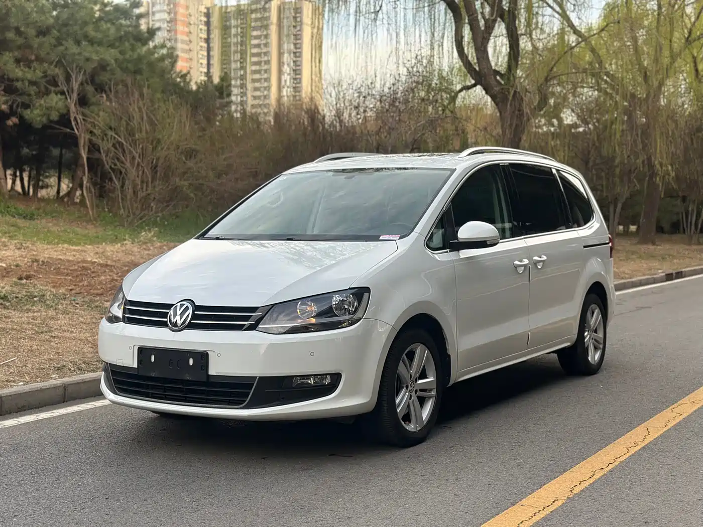 Volkswagen Sharan 2018 380TSI Comfort 7-Seater