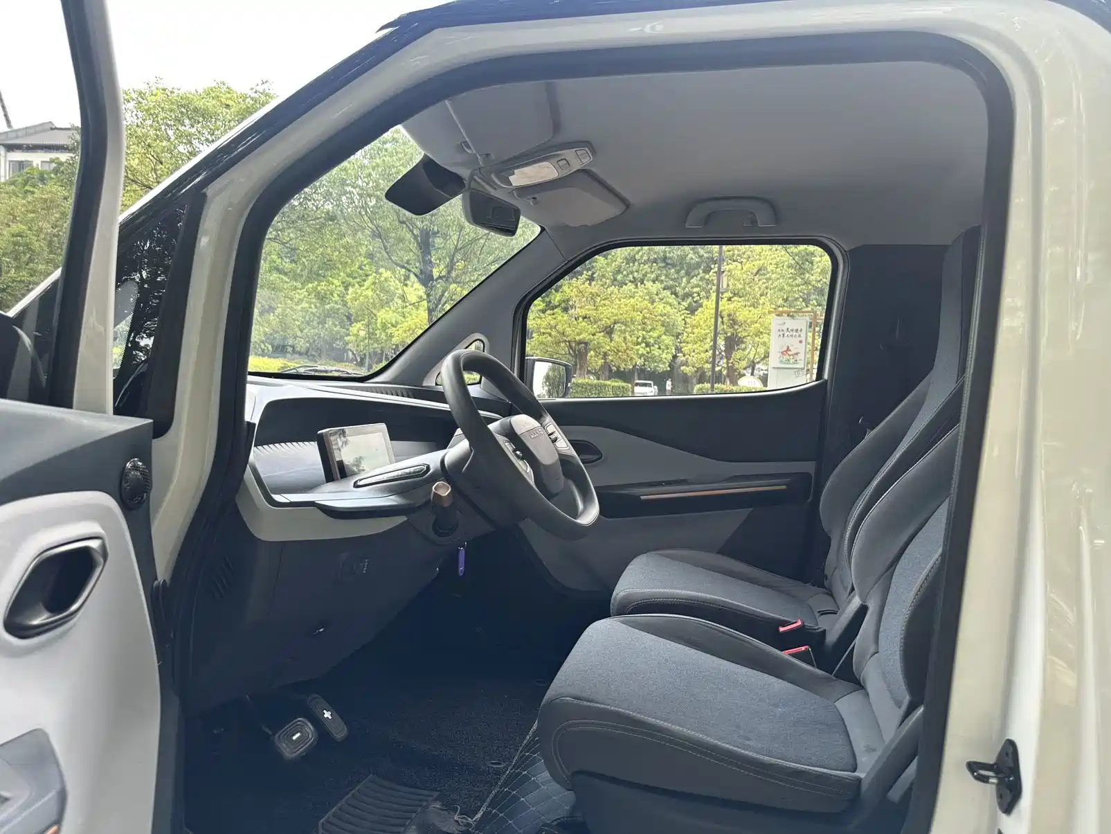 Фото 10 - Wuling Motors Wuling NanoEV