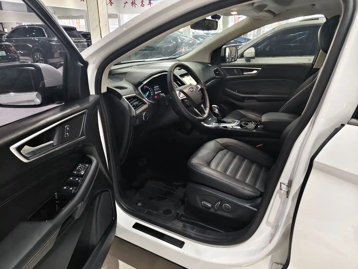 Ford Edge 2020 2018 EcoBoost 245 FWD Luxury 7-seater China V