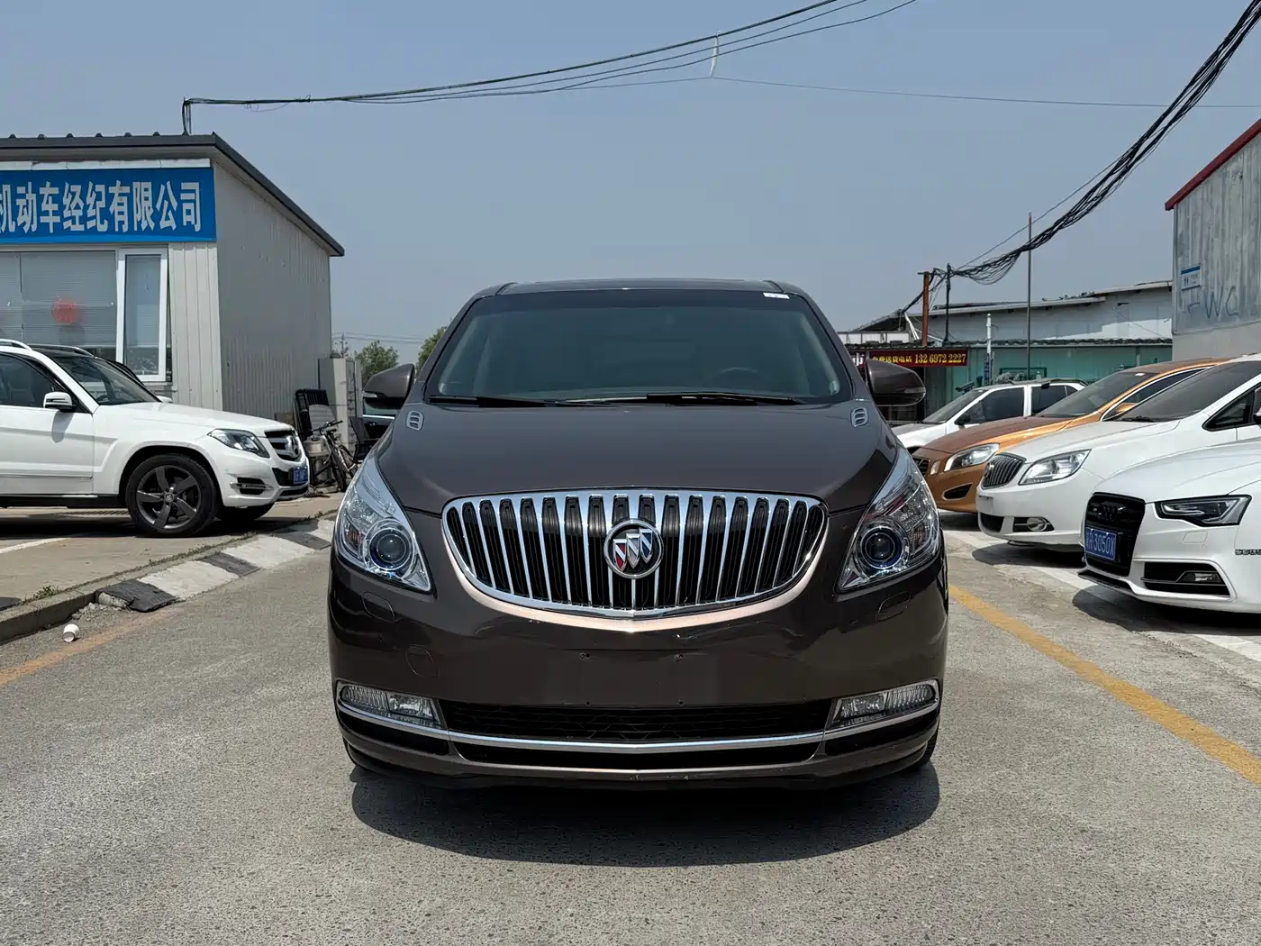 Buick GL8 2013 3.0L GT Luxury Business Elegance Edition фото 2