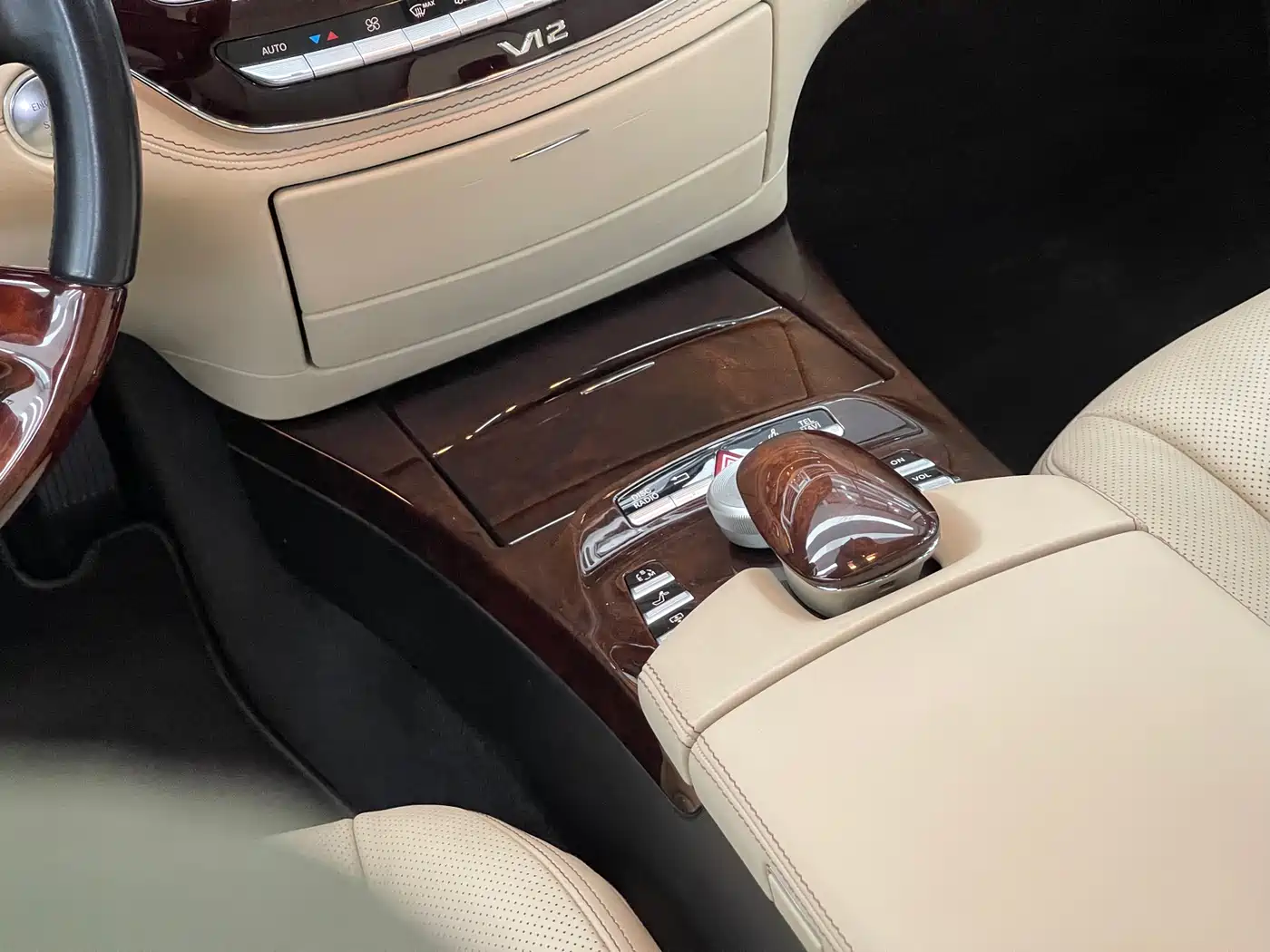 Mercedes-Benz S-Class 2012 S 600 L Grand Edition фото 14