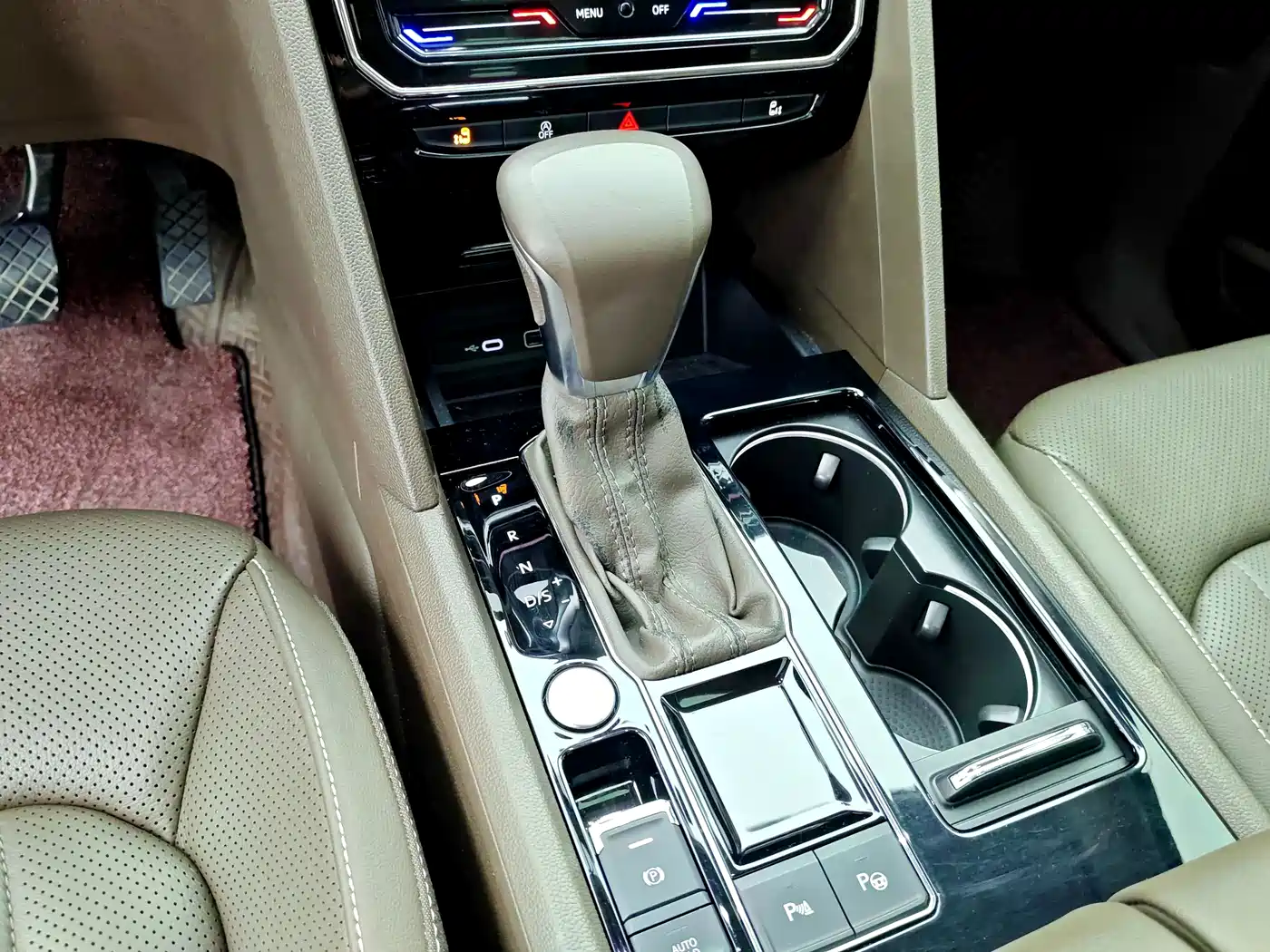 Volkswagen Viloran 2021 2020 330TSI Luxury Edition