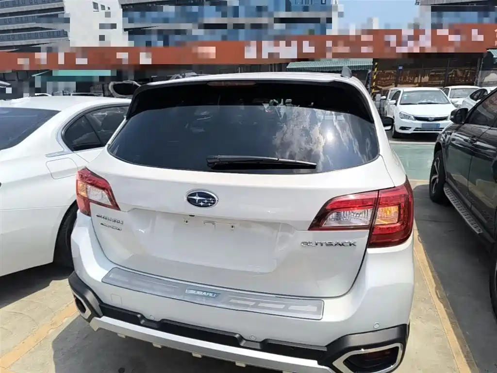 Subaru Outback 2015 2.5i Sport Navigation Edition фото 6