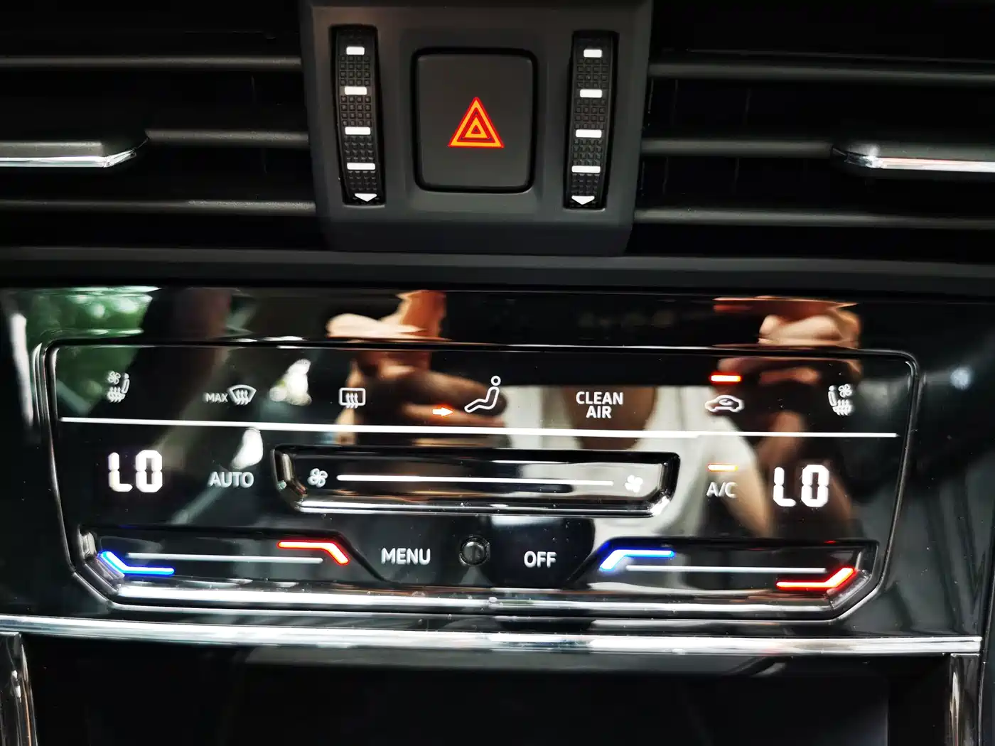 Фото 13 - Volkswagen Passat