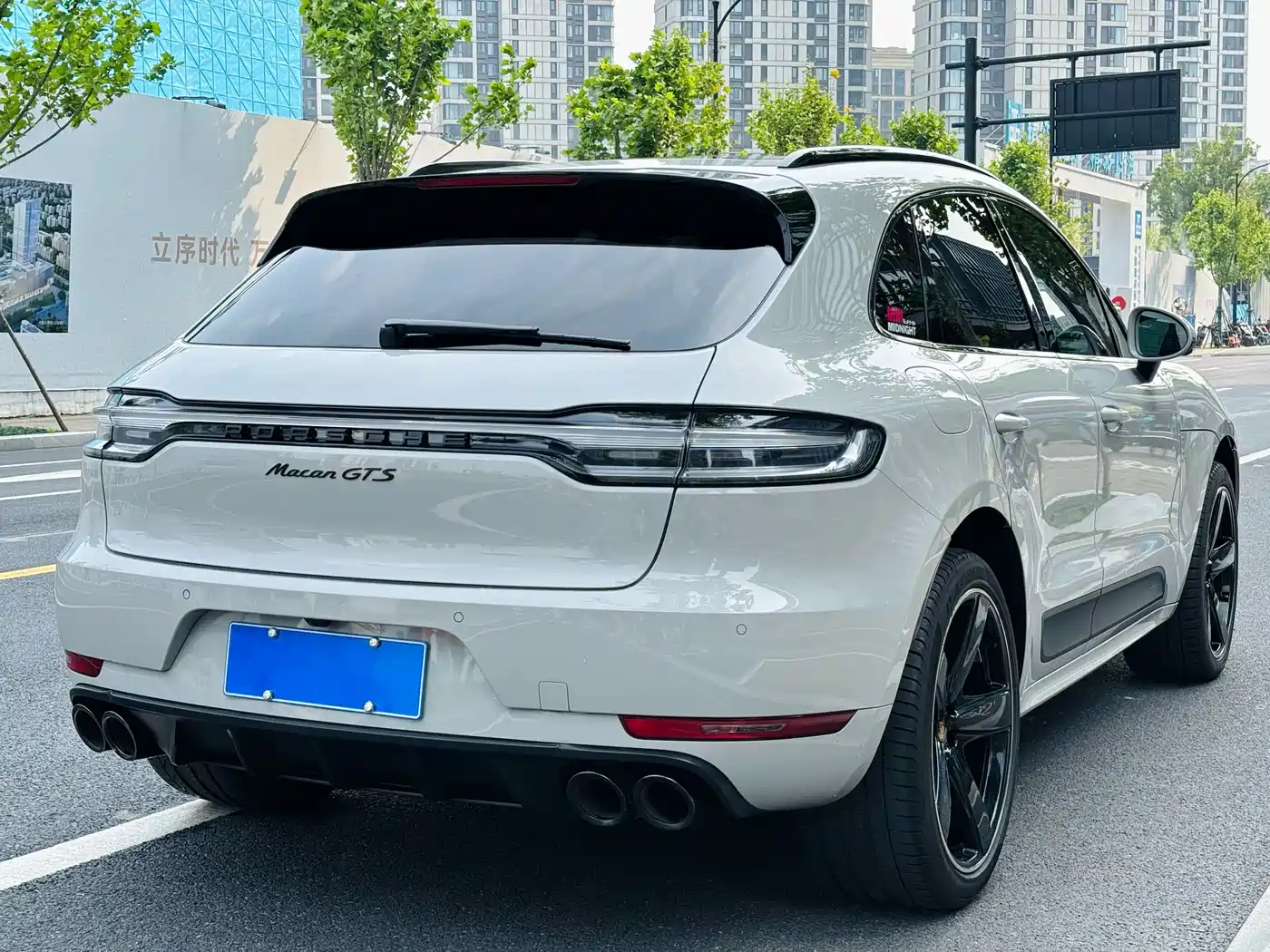 Porsche Macan 2022 Macan GTS 2.9T фото 10