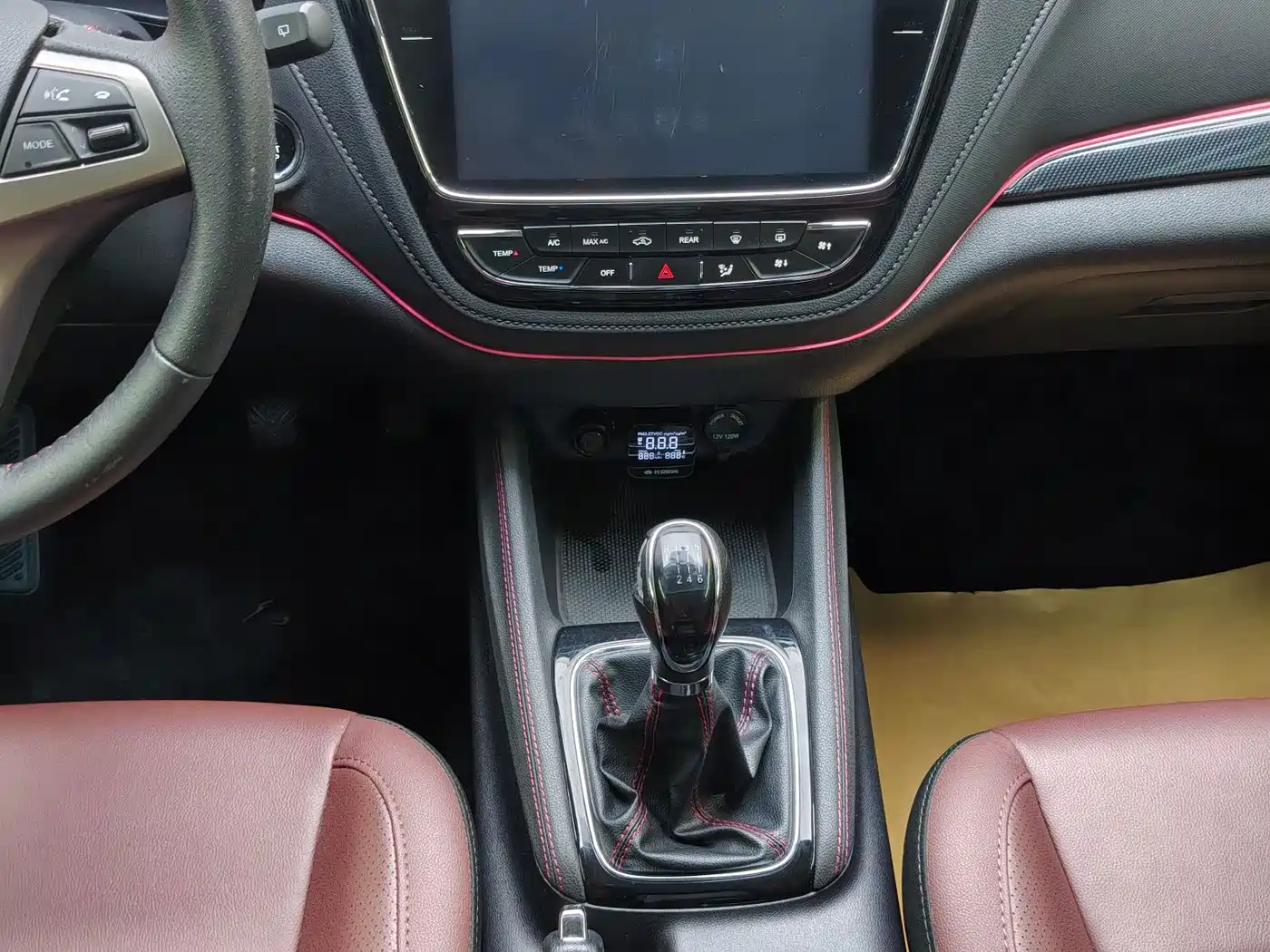 Changan Oshan Changan Oushang A800 2018 2017 1.5T Manual Luxury Edition
