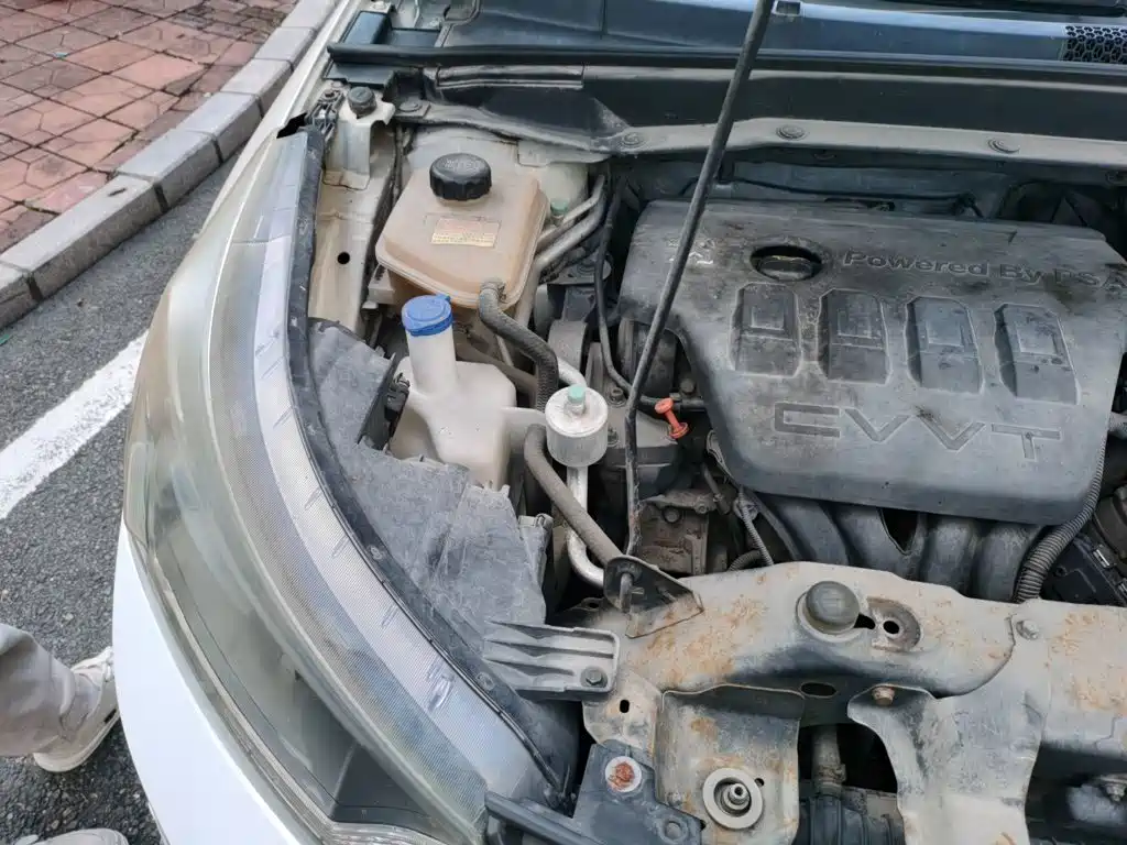 Dongfeng Aeolus Dongfeng Fengshen AX7 2016 2015 2.0L Automatic Smart Ease