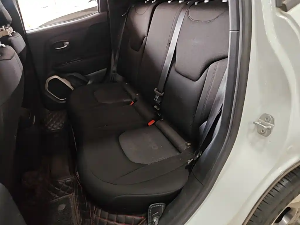Jeep Renegade 2016 2016 1.4T Automatic Kinetic Edition