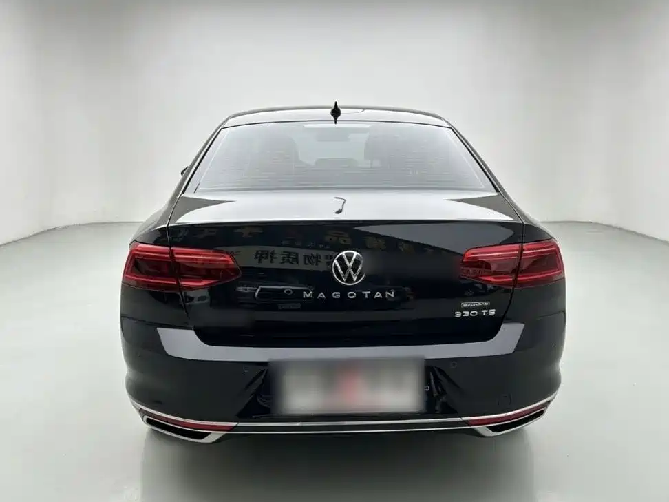Фото 22 - Volkswagen Magotan