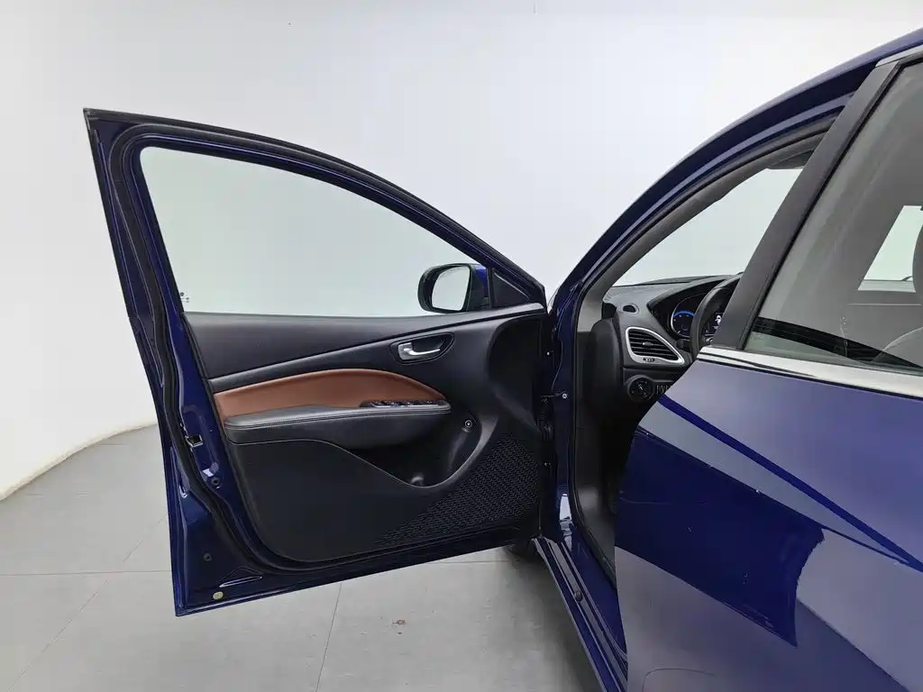 Fiat Viaggio 2016 2015 1.4T Auto Sport Edition