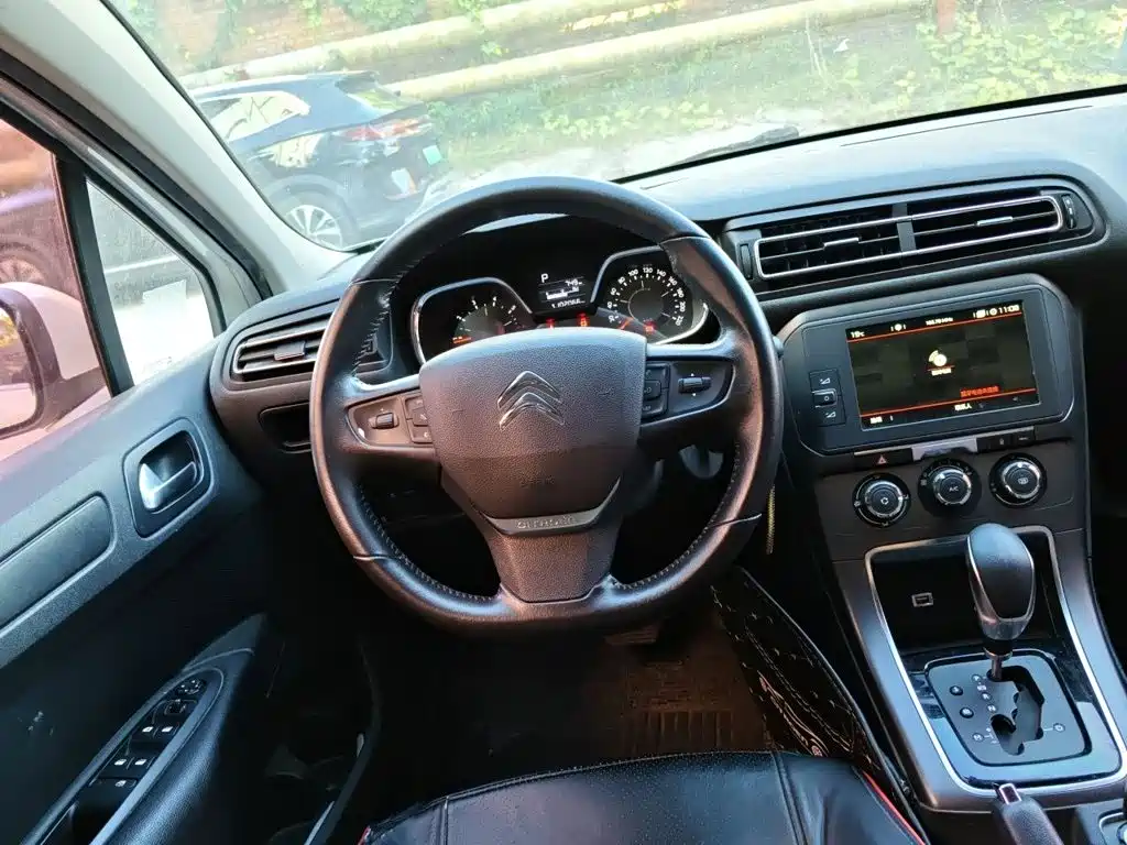 Citroën C4 C-Quatre 2017 2018 1.6L Auto Luxury