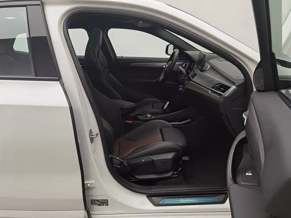 BMW X2 2023 2023 sDrive 25i Radiance Edition