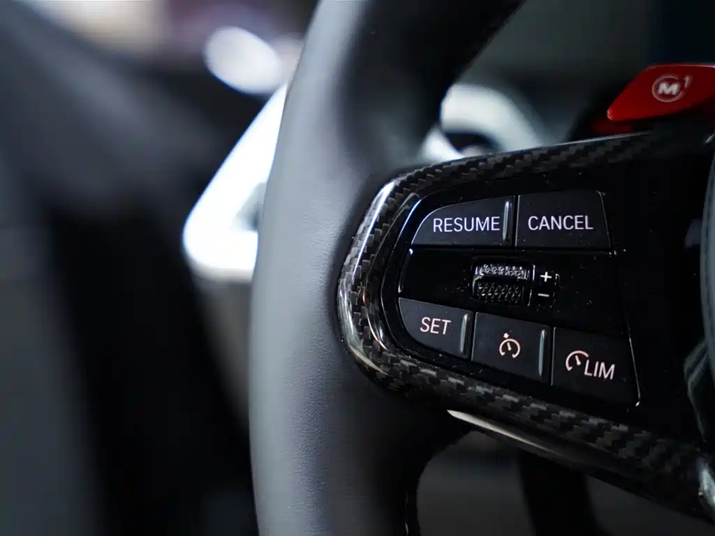BMW M2 2024 M2 фото 49