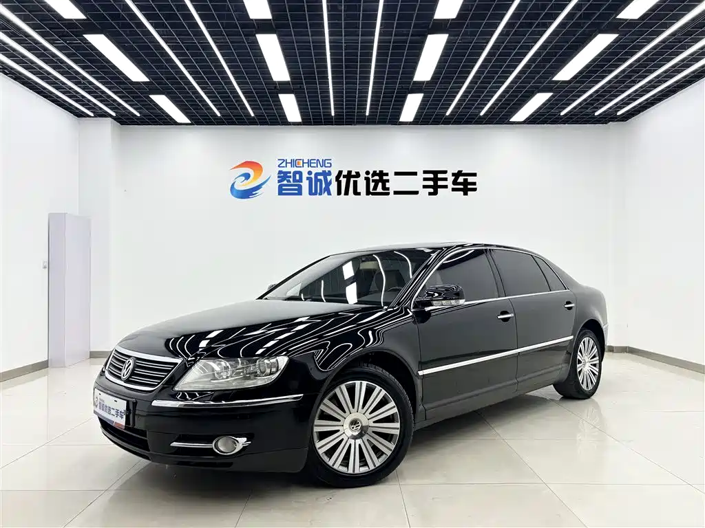 Volkswagen Phaeton 2009 Model 4.2L V8 4-seat Extended Executive Edition