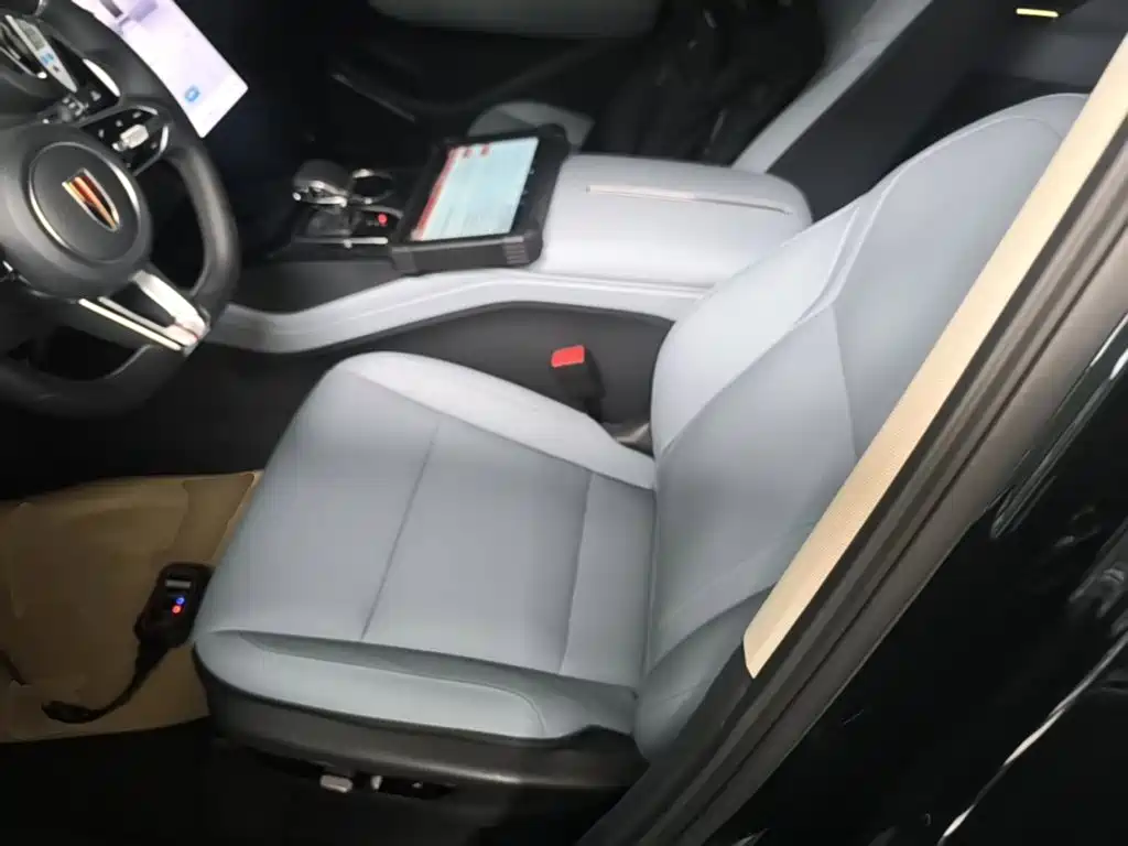 Hongqi HS3 PHEV 2026 2025 125km Jingwei PLUS 2 Million Commemorative Edition
