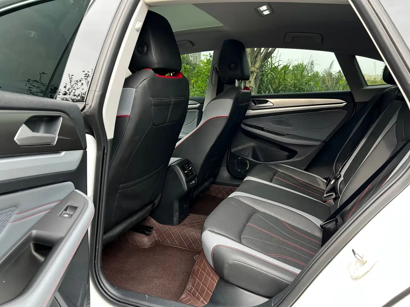 Volkswagen Lamando 2024 Lamando L 280TSI DSG Stylish Edition фото 5