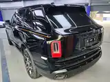 Photo 4 - Rolls-Royce Cullinan