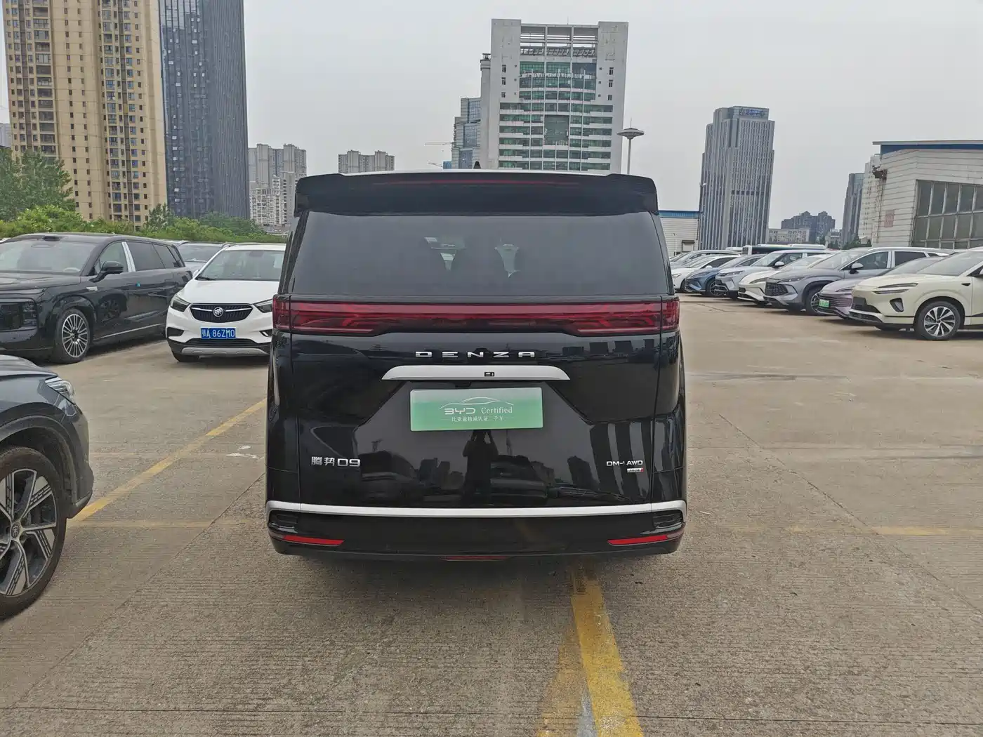 Denza D9 2025 DM-i Smart Driving Edition 1020 AWD Flagship фото 5