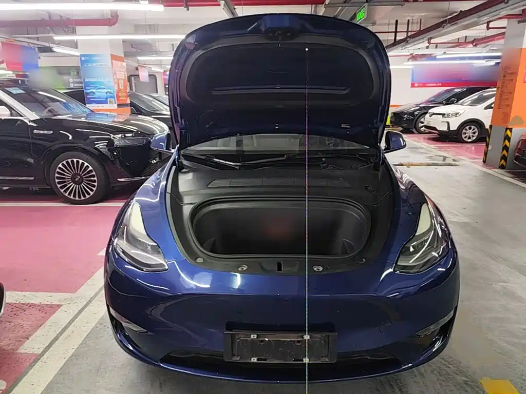 Фото 20 - Tesla Model Y