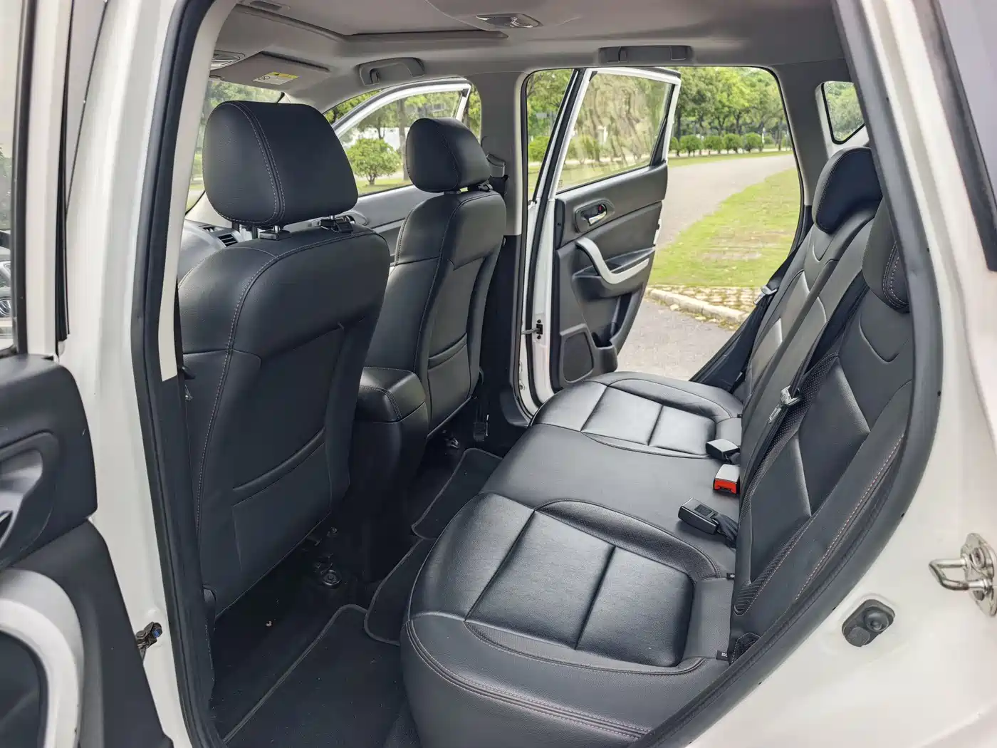 Changan CS35 2017 2016 1.6L Automatic Luxury Model China V