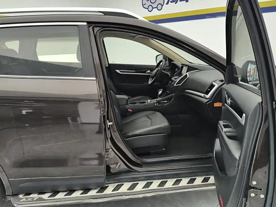 Dongfeng Aeolus Dongfeng Fengshen AX7 2015 2015 2.0L Automatic Smart Ease