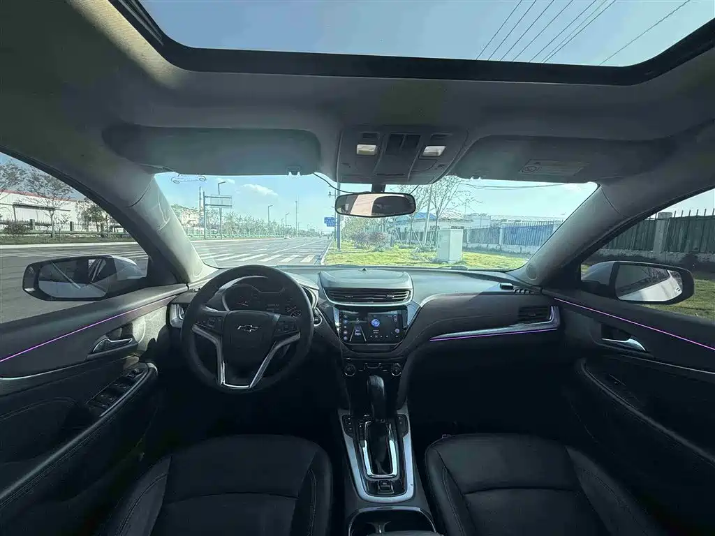 Chevrolet Malibu 2018 530T Automatic Luxury Edition фото 6