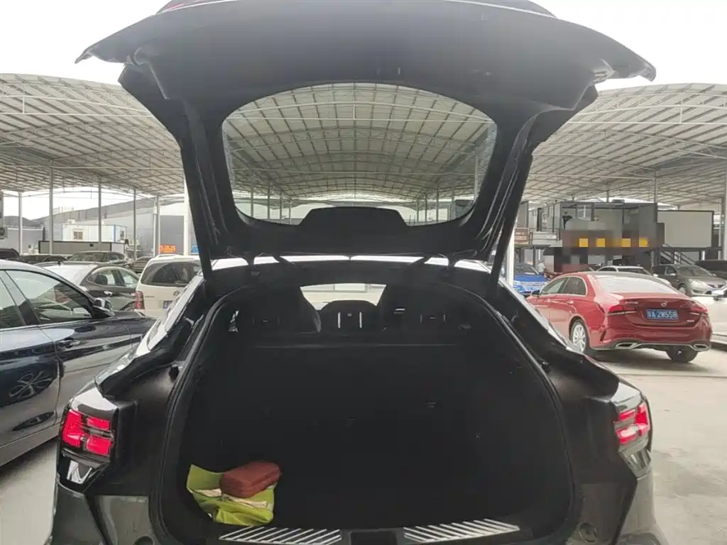 Lynk & Co 05 2022 2.0TD 4WD Power Halo фото 19