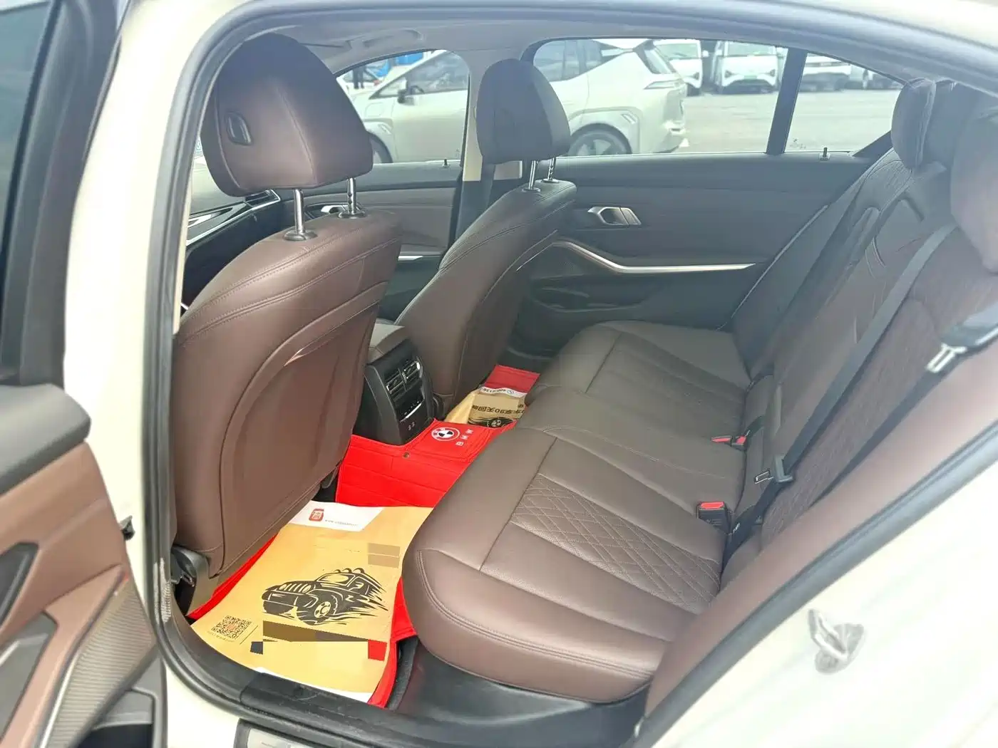 BMW i3 2022 eDrive 35 L фото 9
