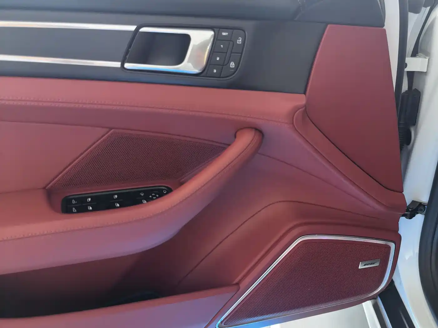 Porsche Panamera 2022 Panamera 2.9T Platinum Edition фото 18