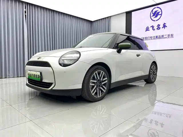 MINI Electric MINI COOPER 2025 Model 456km COOPER E Classic