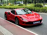 Фото 2 - Ferrari F8