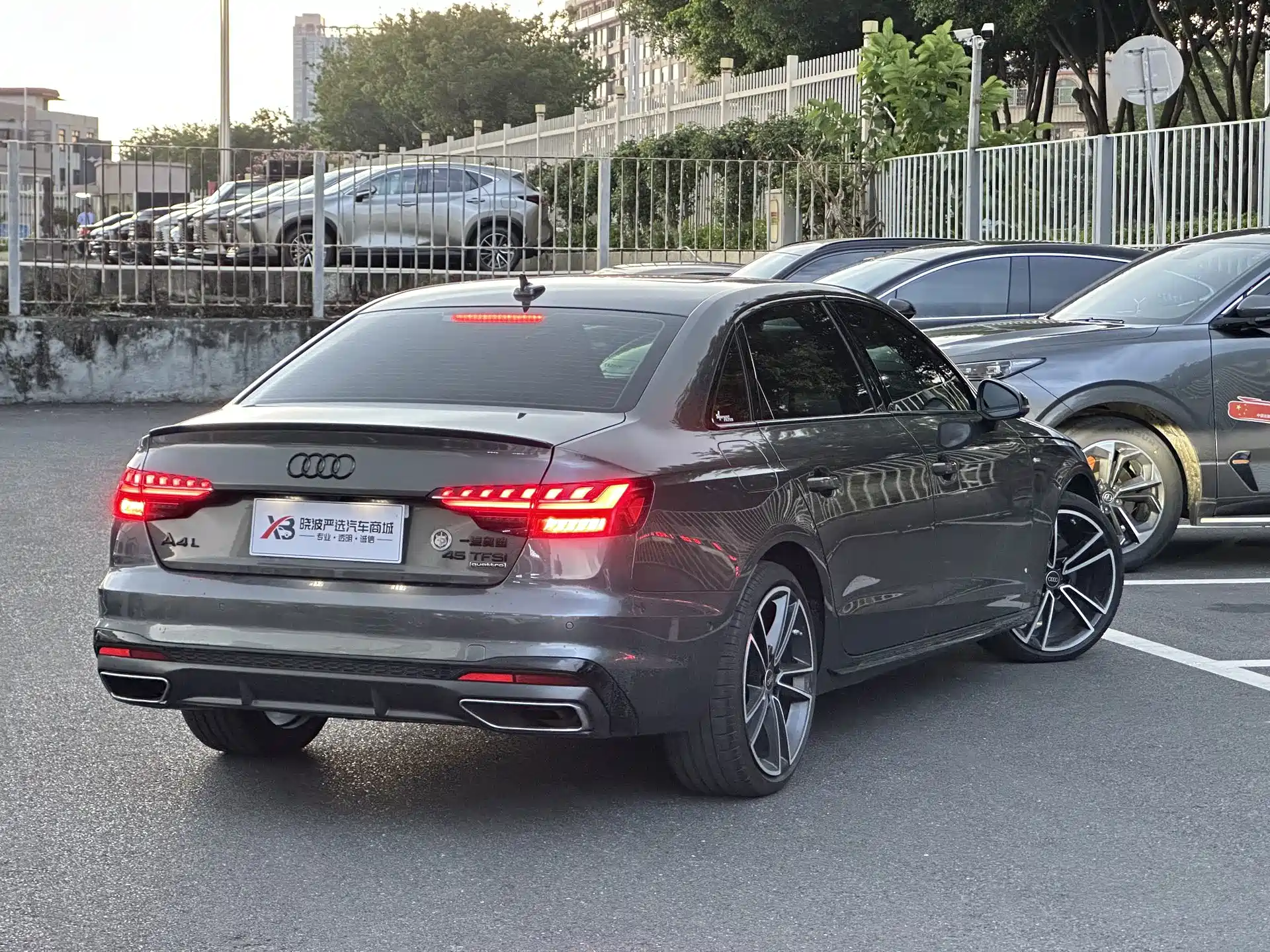 Фото 3 - Audi A4L