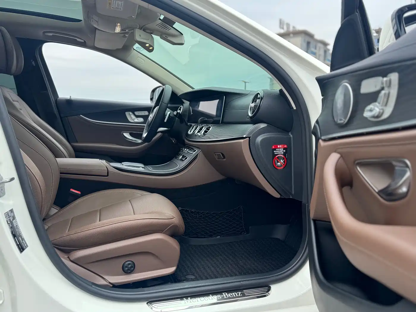 Mercedes-Benz E-Class 2019 E 300 L Sport Luxury фото 4