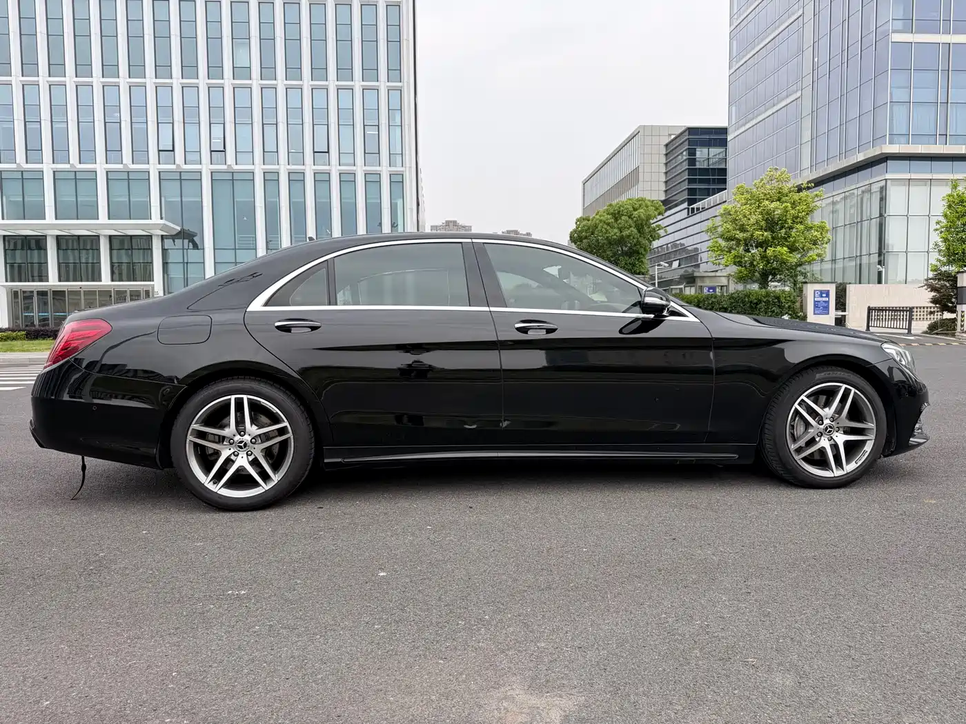 Mercedes-Benz S-Class 2017 S 400 L фото 33