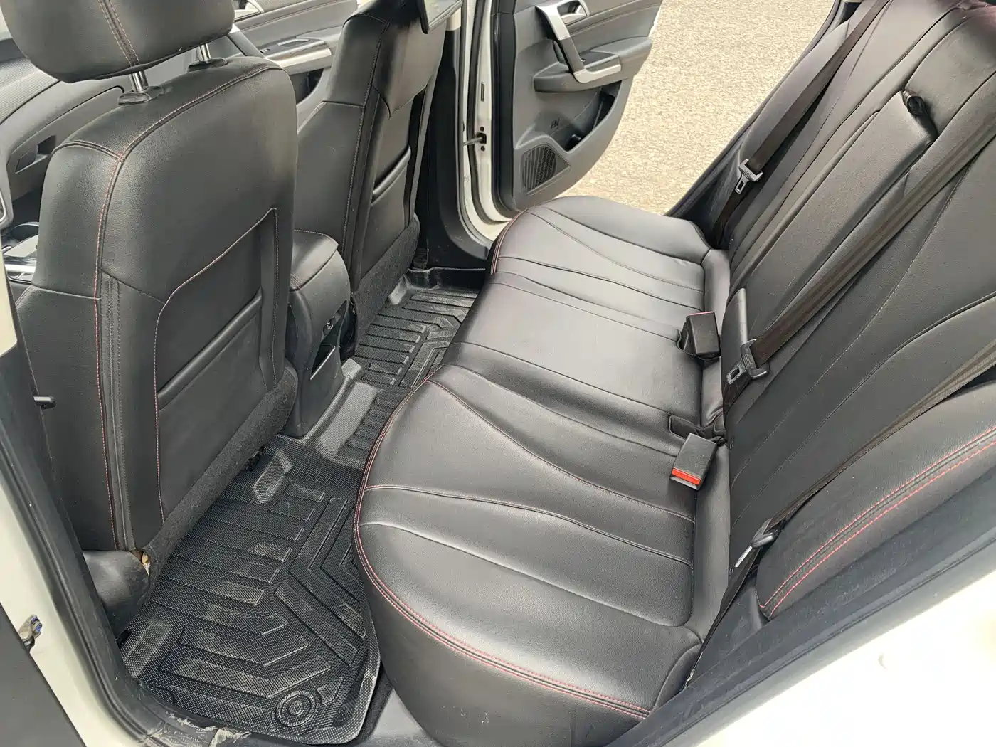 BAIC Beijing EU5 2019 2018 R500 Smart Wind Edition