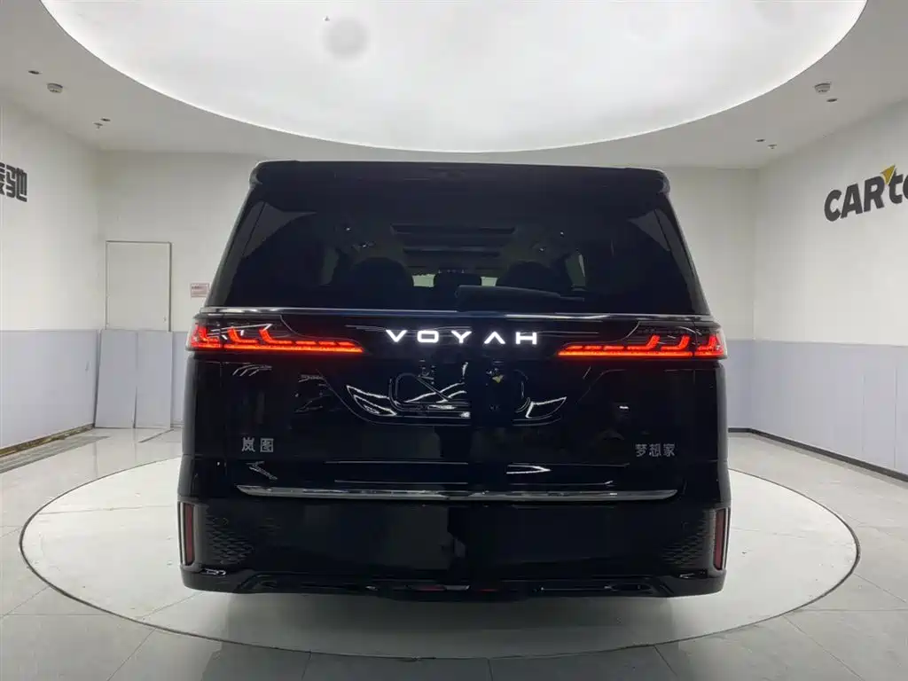 Voyah Auto Voyah Dreamer 2025 PHEV AWD Flagship Kunpeng Edition фото 4