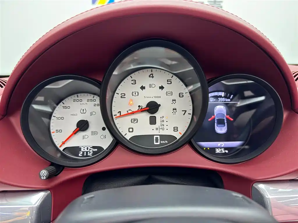 Porsche 718 2022 Boxster 2.0T фото 10