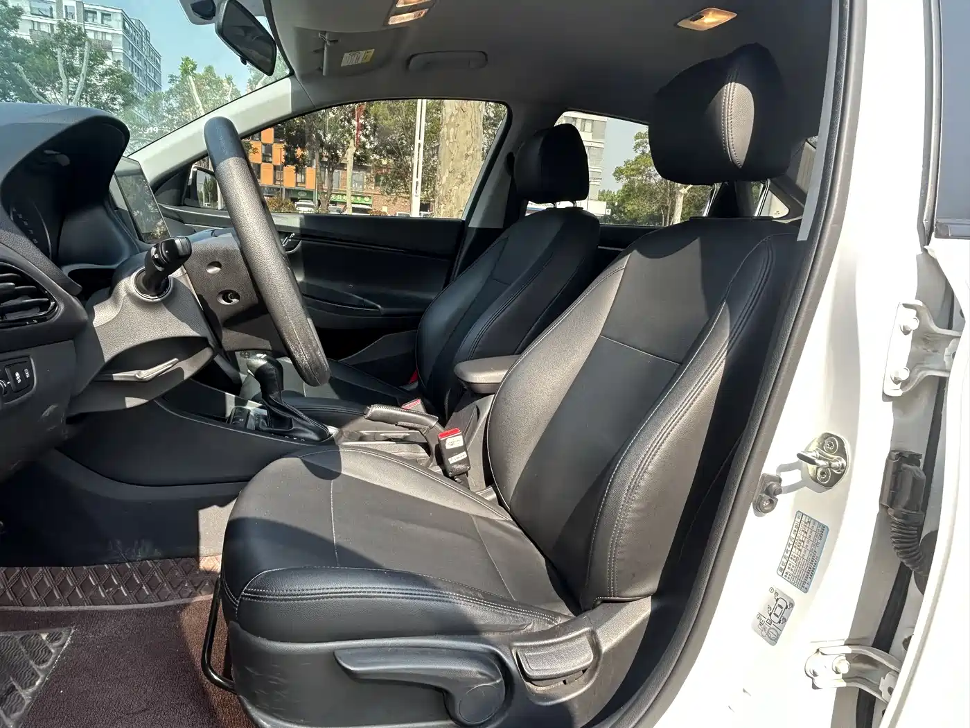 Hyundai Elantra 2018 1.6L Auto Joy GL (China V) фото 6
