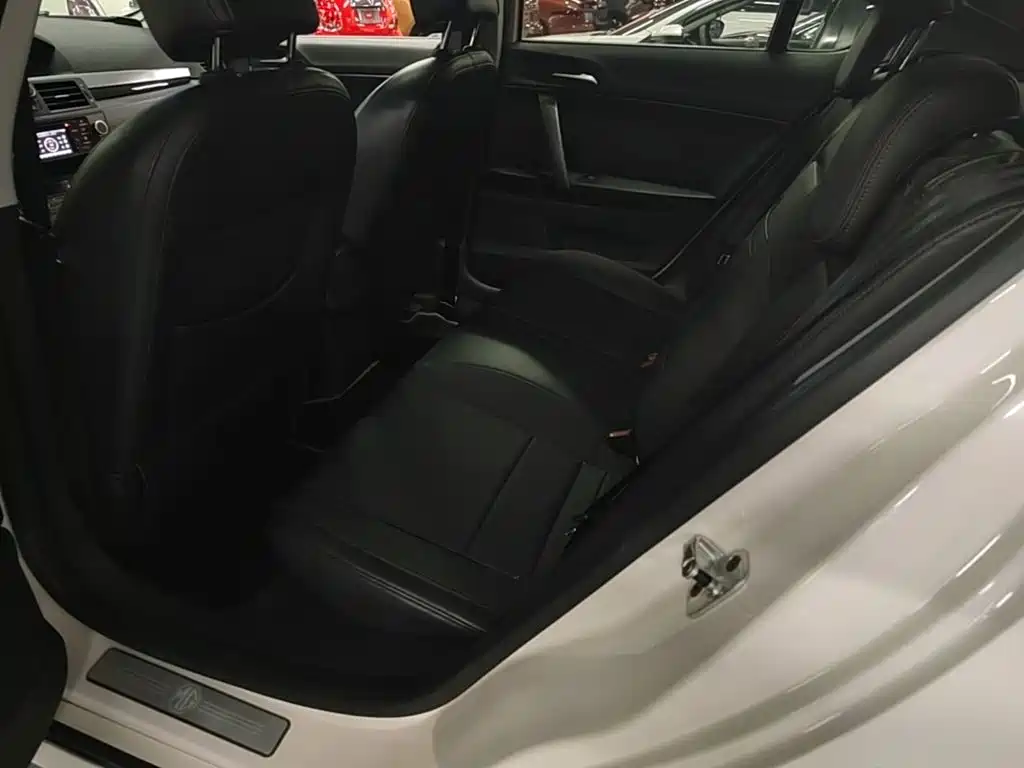 MG MG6 2015 2014 Hatchback 1.8T Automatic Performance Edition