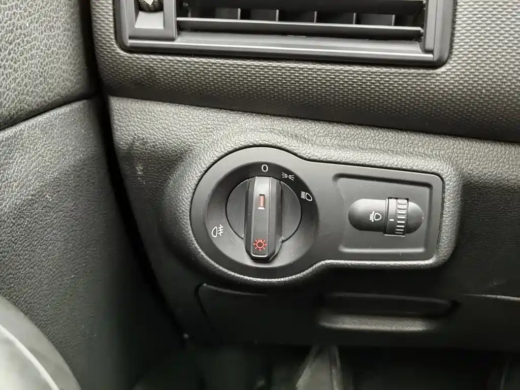 Qoros 5 2019 2018 Facelift 1.6T Automatic Leading