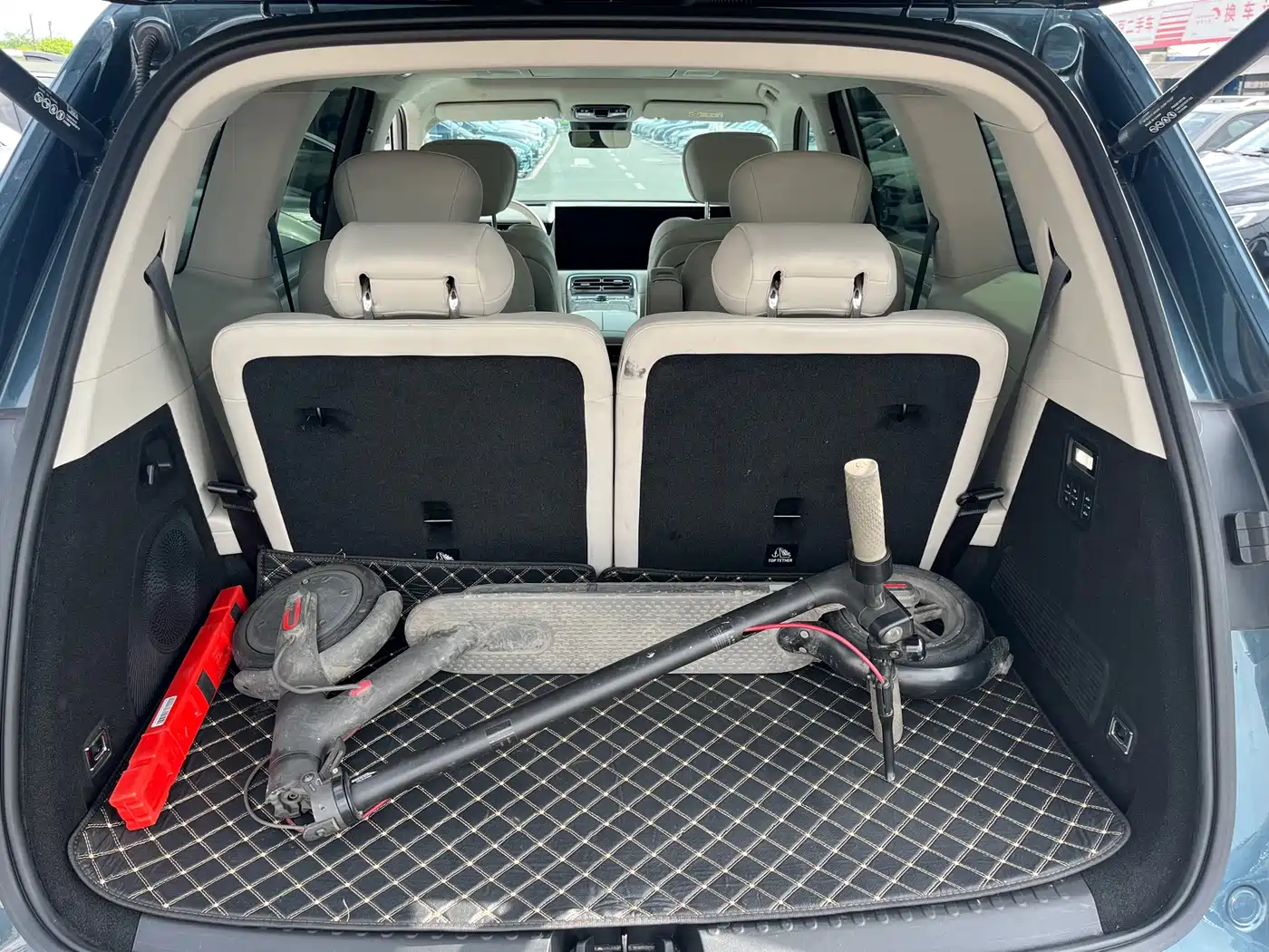 Фото 29 - Geely Galaxy Galaxy M9
