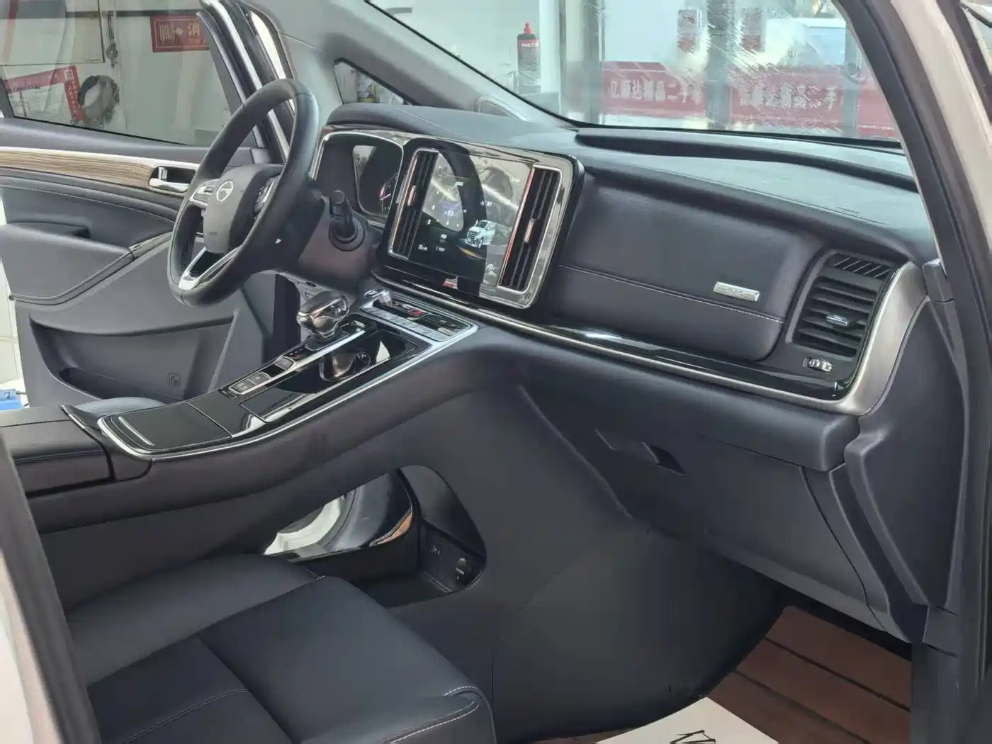 GAC Trumpchi Trumpchi M8 2021 Leading Show Series 390T Premium Edition фото 11