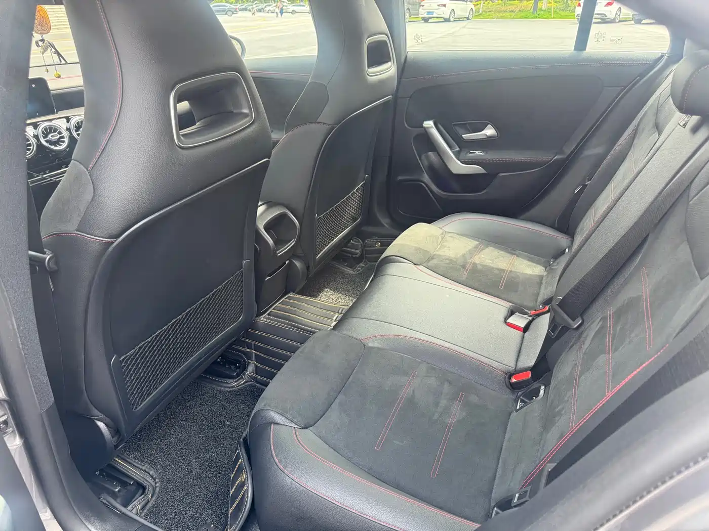 Mercedes-Benz CLA (Import) 2020 CLA 200 фото 7