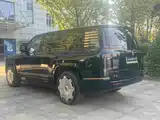 Photo 10 - Yangwang U8 L