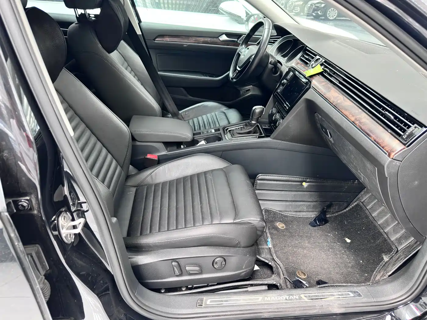 Volkswagen Magotan 2019 330TSI DSG Luxury China V фото 11
