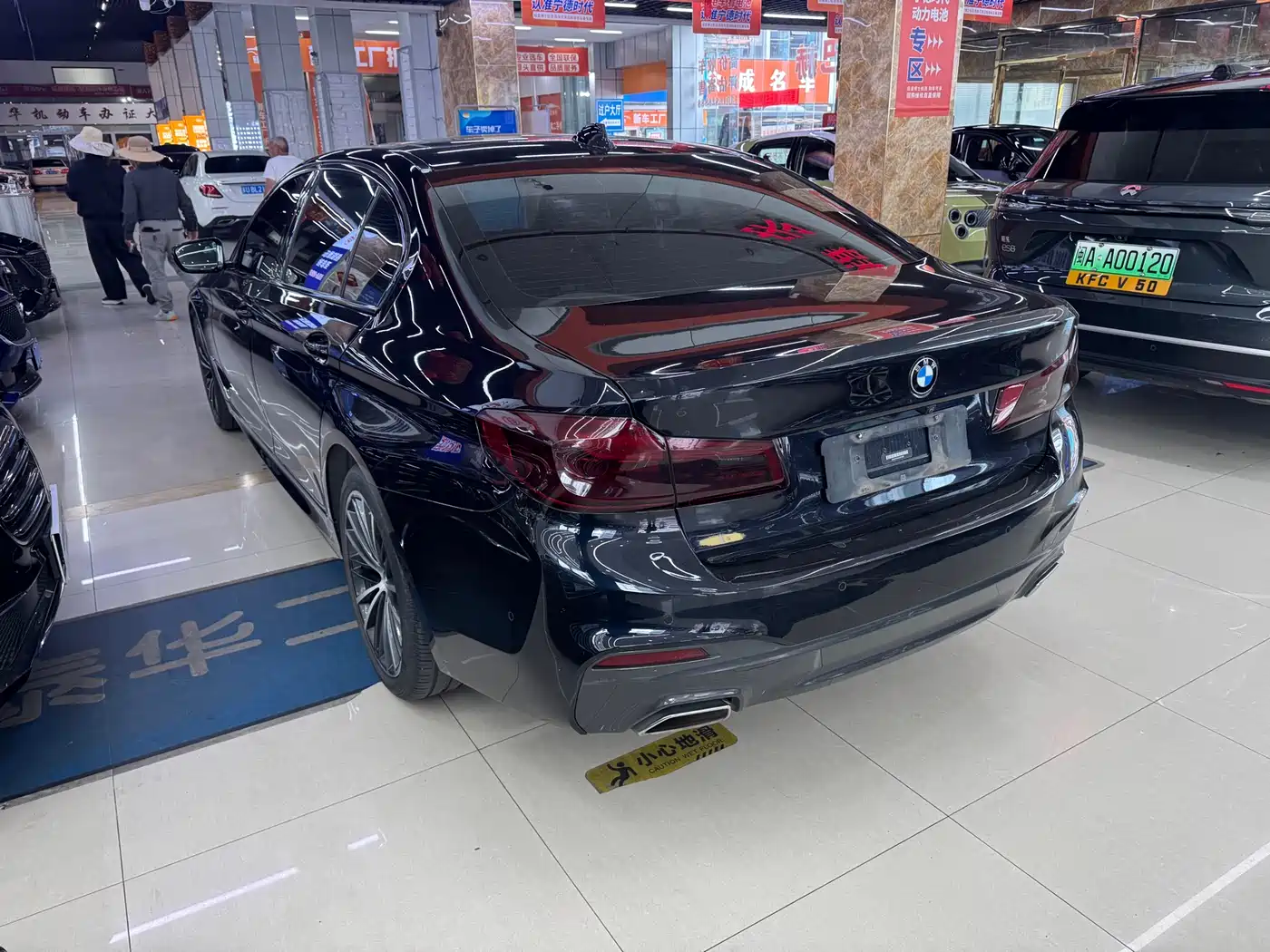 BMW 5 Series 2020 530Li Leading M Sport Package фото 12