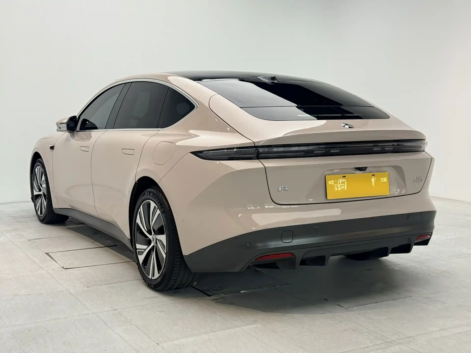 Фото 6 - NIO ET5